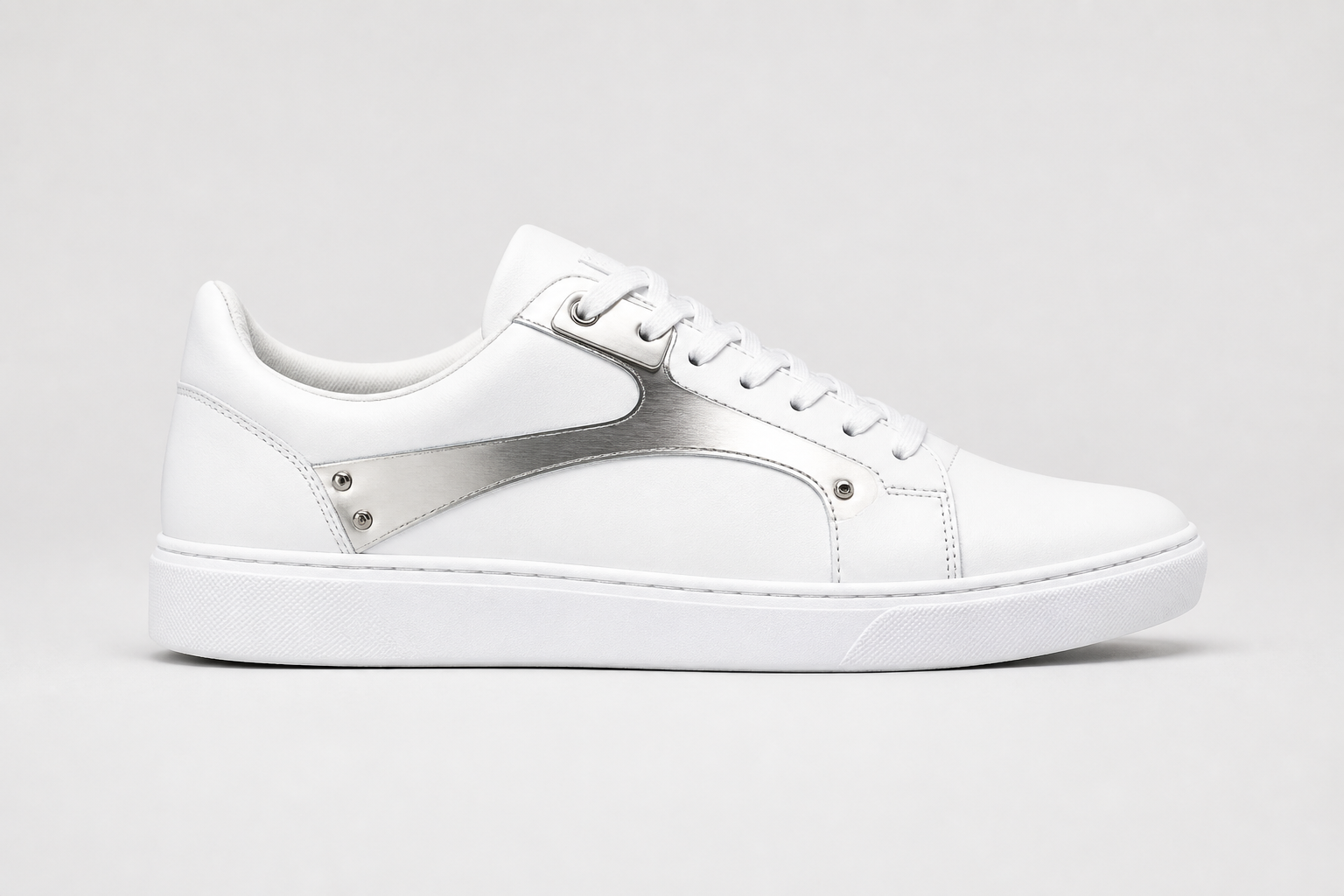 Forge Wear Volt Low White